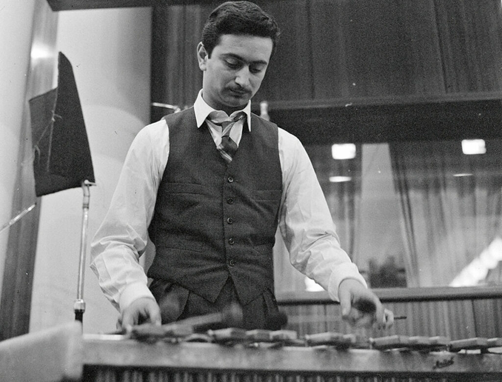 Reverberi al vibrafononello studio della Dischi Ricordi. Milano, 1959